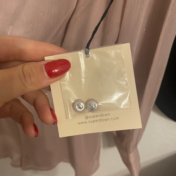 Superdown Romper - Picture 6 of 7